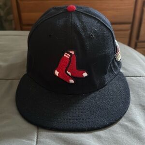 Boston Red Sox fitted New ERA hat. Excellent Condition. Navy blue red socks.